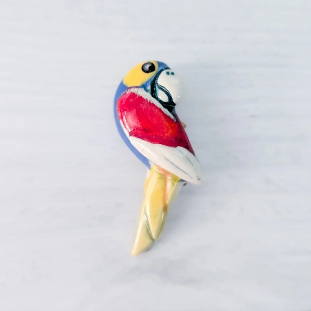 Vintage Brooch / Vintage Pin Ceramic Bird / Parrot Brooch